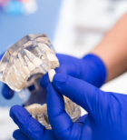 שיקום הפה – השתלת שיניים לכל הפה ביממה אחת!-תמונה